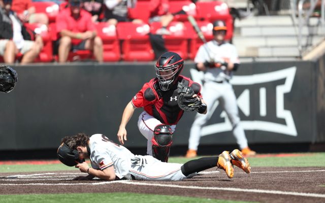 No. 7 Red Raiders Bounce Back with 4-2 Win