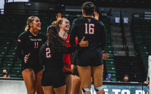 Texas Tech Sweeps UAB and Tulane to Open Green Wave Invitational